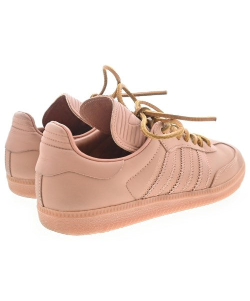 adidas รองเท้าผ้าใบ