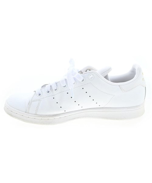 adidas รองเท้าผ้าใบ