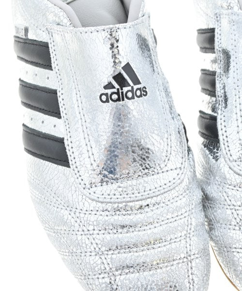 adidas รองเท้าผ้าใบ