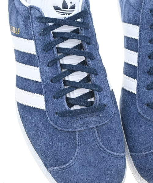 adidas รองเท้าผ้าใบ