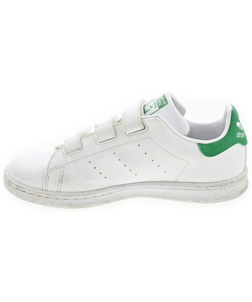 adidas รองเท้าผ้าใบ