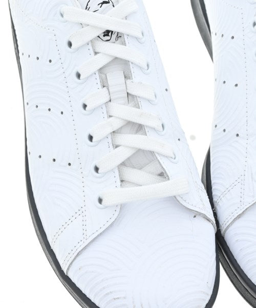 adidas รองเท้าผ้าใบ