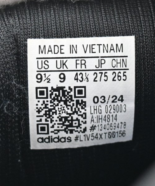 adidas รองเท้าผ้าใบ