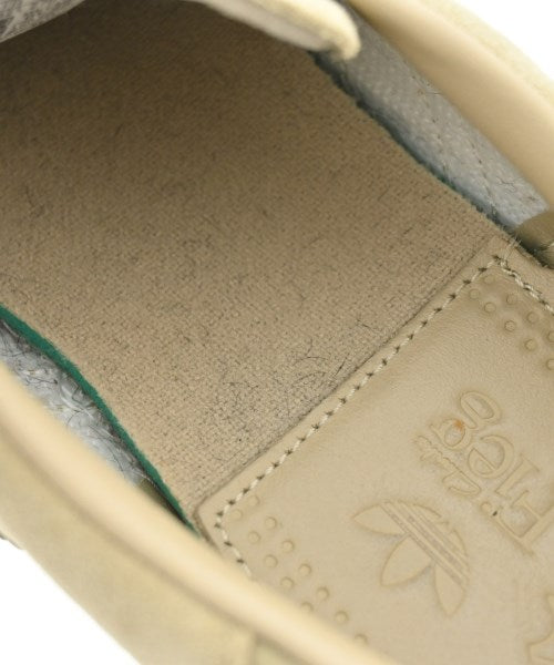 adidas รองเท้าผ้าใบ