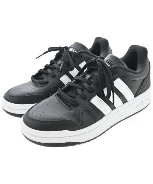 adidas รองเท้าผ้าใบ