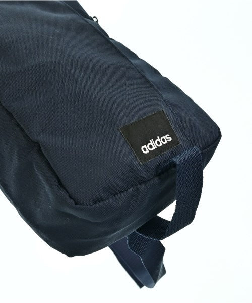 adidas กระเป๋าสะพาย