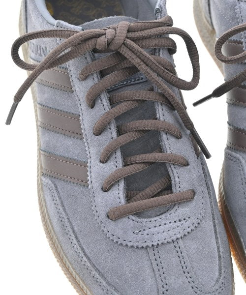 adidas รองเท้าผ้าใบ