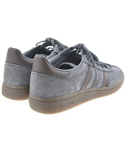 adidas รองเท้าผ้าใบ