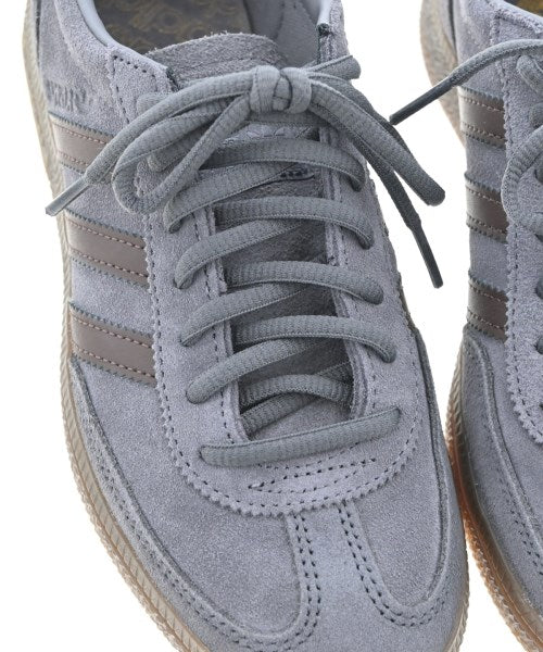 adidas รองเท้าผ้าใบ