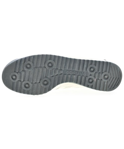 adidas รองเท้าผ้าใบ