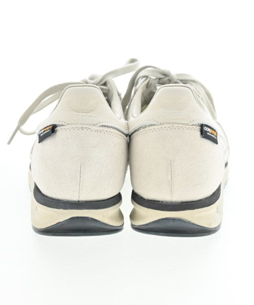 adidas รองเท้าผ้าใบ