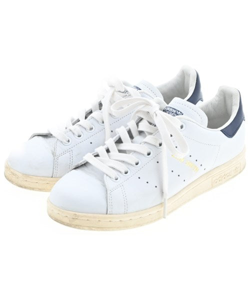 adidas รองเท้าผ้าใบ