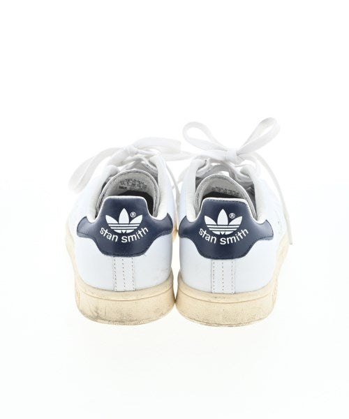 adidas รองเท้าผ้าใบ