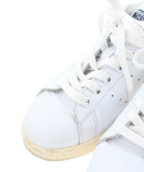 adidas รองเท้าผ้าใบ