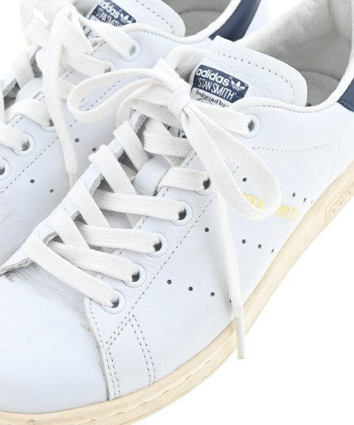 adidas รองเท้าผ้าใบ
