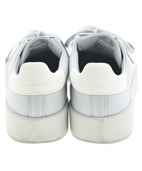 adidas รองเท้าผ้าใบ