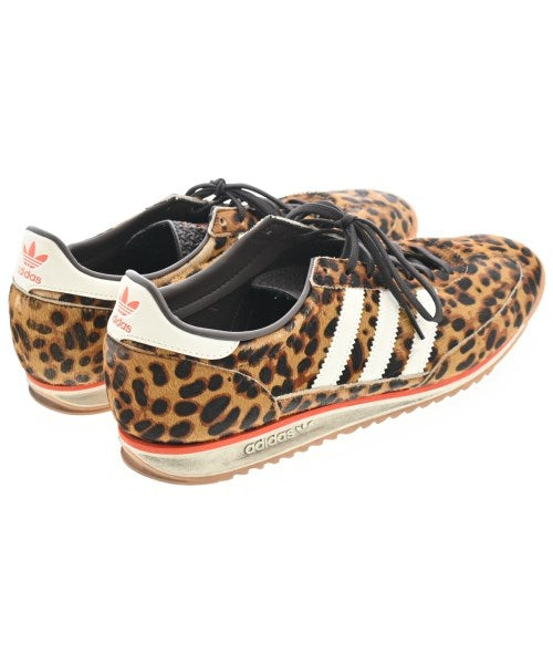 adidas รองเท้าผ้าใบ