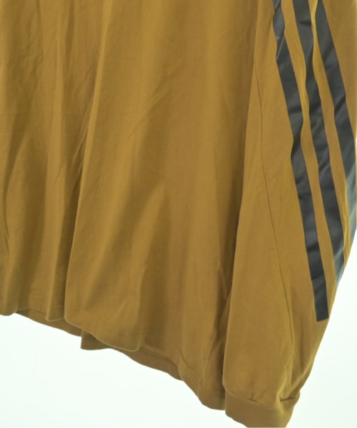 adidas เสื้อยืด/เสื้อท็อปส์