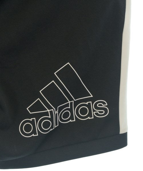 adidas กางเกงขาสั้น