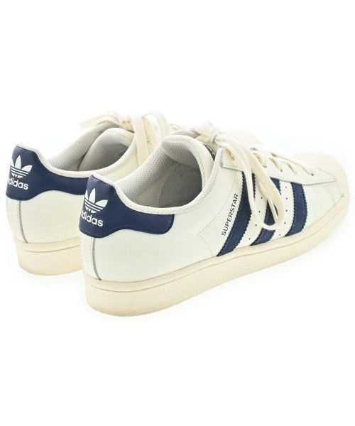 adidas รองเท้าผ้าใบ