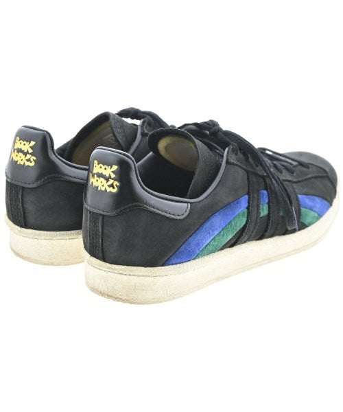 adidas รองเท้าผ้าใบ