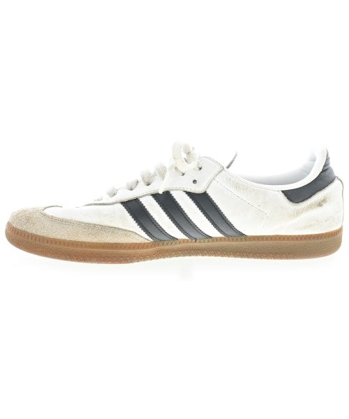 adidas รองเท้าผ้าใบ