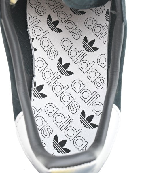 adidas รองเท้าผ้าใบ