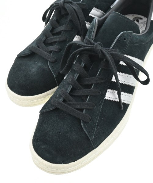 adidas รองเท้าผ้าใบ