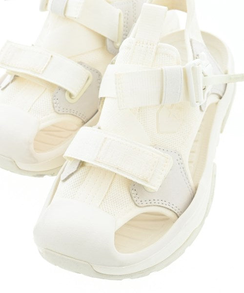 CONVERSE รองเท้าแตะ