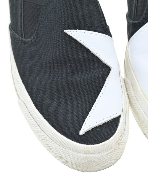 CONVERSE รองเท้าผ้าใบ