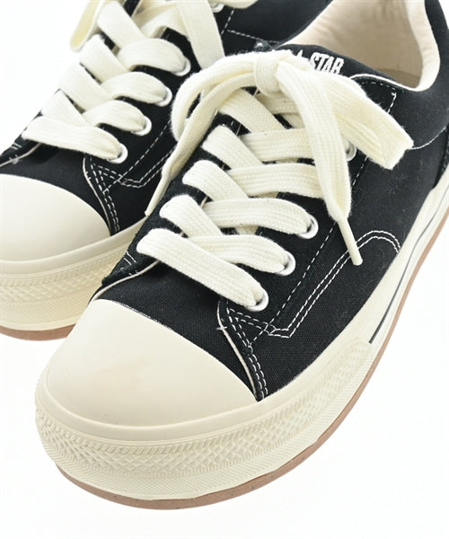 CONVERSE รองเท้าผ้าใบ