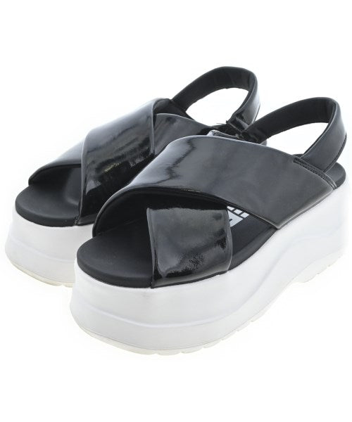 CONVERSE รองเท้าแตะ