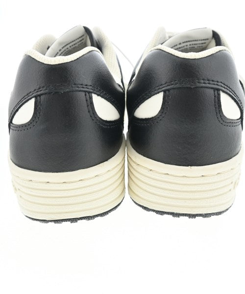 CONVERSE รองเท้าผ้าใบ