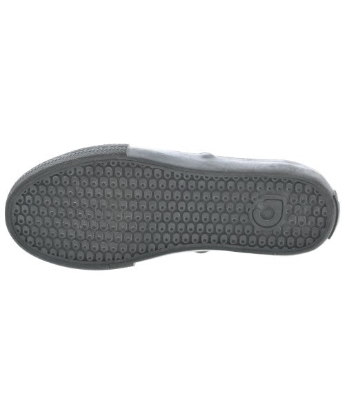GRAVIS รองเท้าผ้าใบ