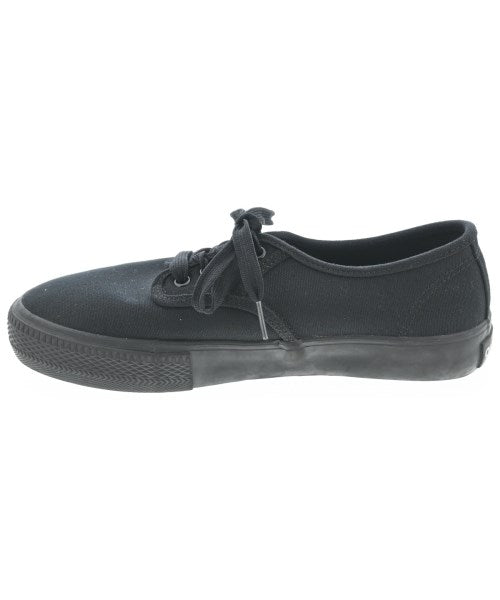 GRAVIS รองเท้าผ้าใบ