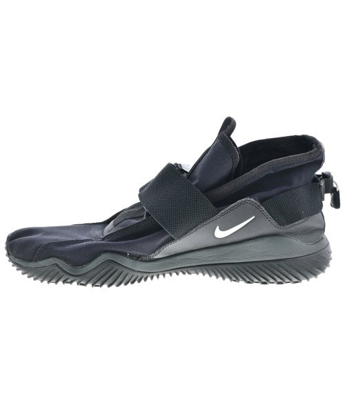 NIKE ACG รองเท้าผ้าใบ