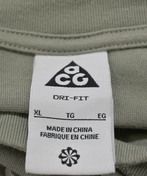 NIKE ACG เสื้อยืด/เสื้อท็อปส์