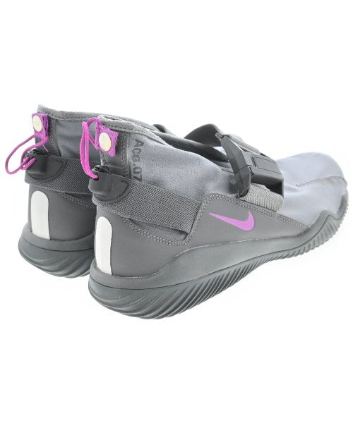 NIKE ACG รองเท้าผ้าใบ