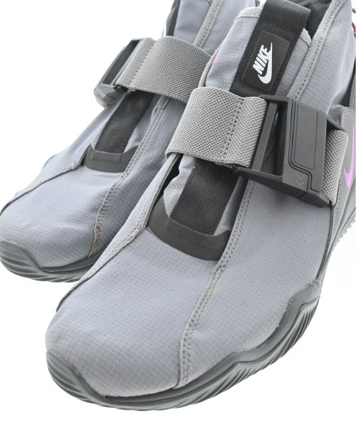NIKE ACG รองเท้าผ้าใบ