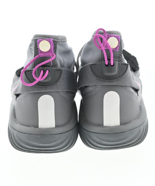 NIKE ACG รองเท้าผ้าใบ