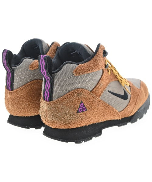 NIKE ACG รองเท้าผ้าใบ