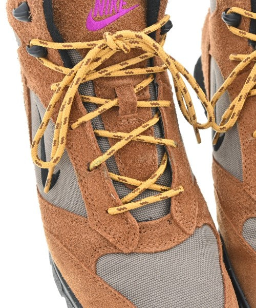 NIKE ACG รองเท้าผ้าใบ