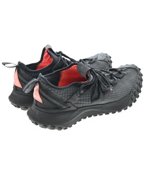 NIKE ACG รองเท้าผ้าใบ