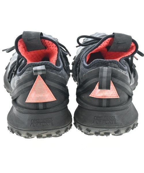 NIKE ACG รองเท้าผ้าใบ