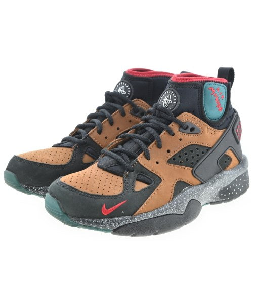 NIKE ACG รองเท้าผ้าใบ