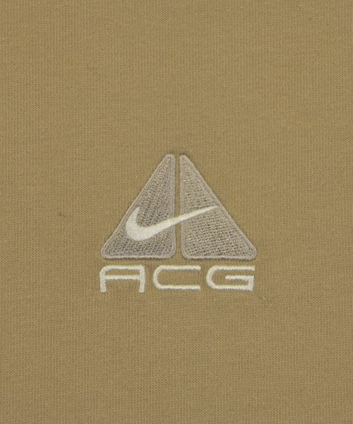 NIKE ACG เสื้อยืด/เสื้อท็อปส์