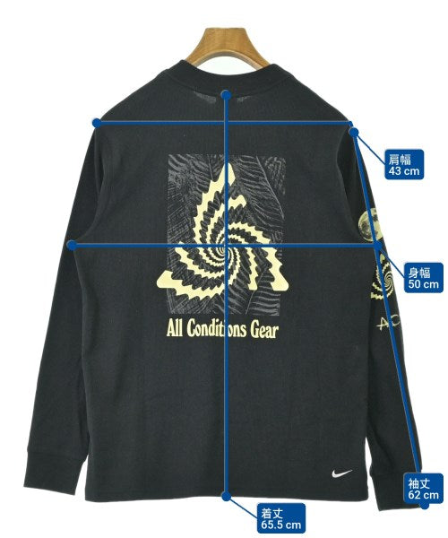 NIKE ACG เสื้อยืด/เสื้อท็อปส์