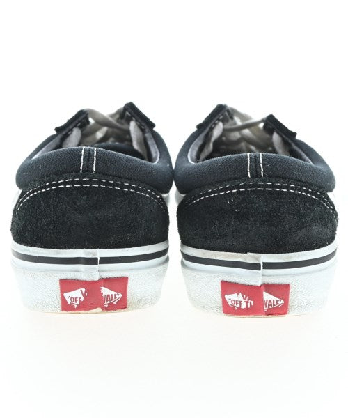 VANS รองเท้าผ้าใบ