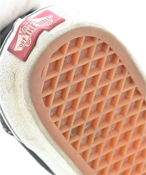 VANS รองเท้าผ้าใบ