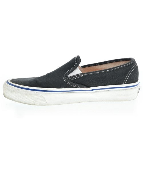 VANS รองเท้าผ้าใบ